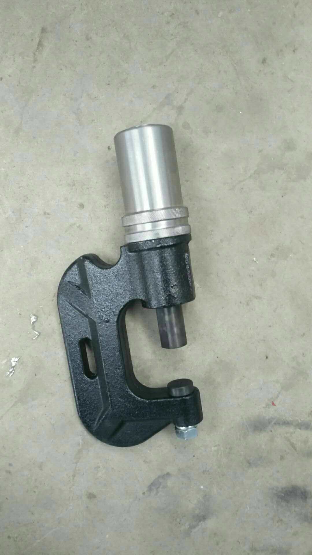 Manufacturer straight for air pipe riveting nail machine hydraulic flange angle iron riveting machine rivet pliers accessories hydraulic riveting nail machine pliers