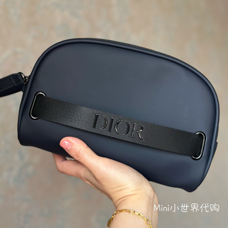 Dior 2026 New Wilderness Men's Semi-Circular Double Zipper Frosted Leather Waterproof Cosmetic Bag Toiletry Bag