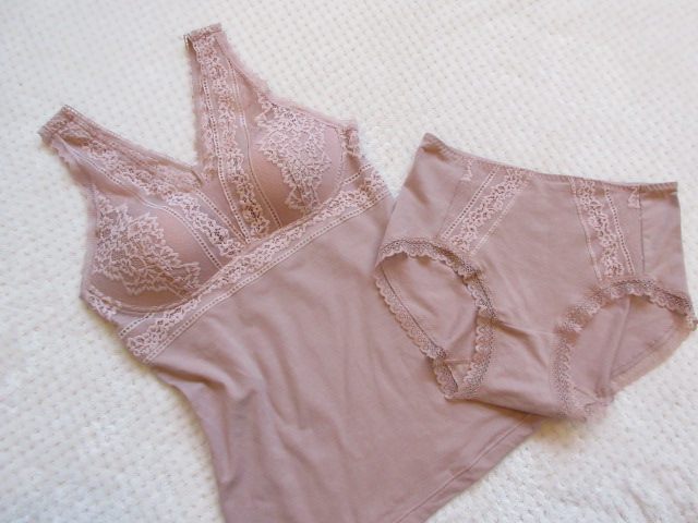 Yuan Zhang Spring and Summer New Wellness Cotton Comfortable Breathing Skin Without Steel Ring Without Pass Breakback