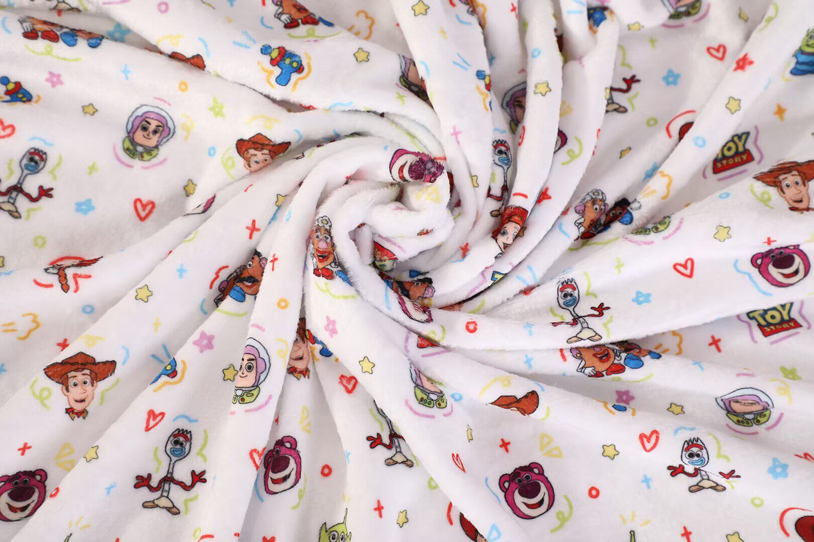 подушки-одеяла 疯狂动物城法兰绒毛毯玩具总动员午休盖塔办公室披肩学生空调毯子 Other home