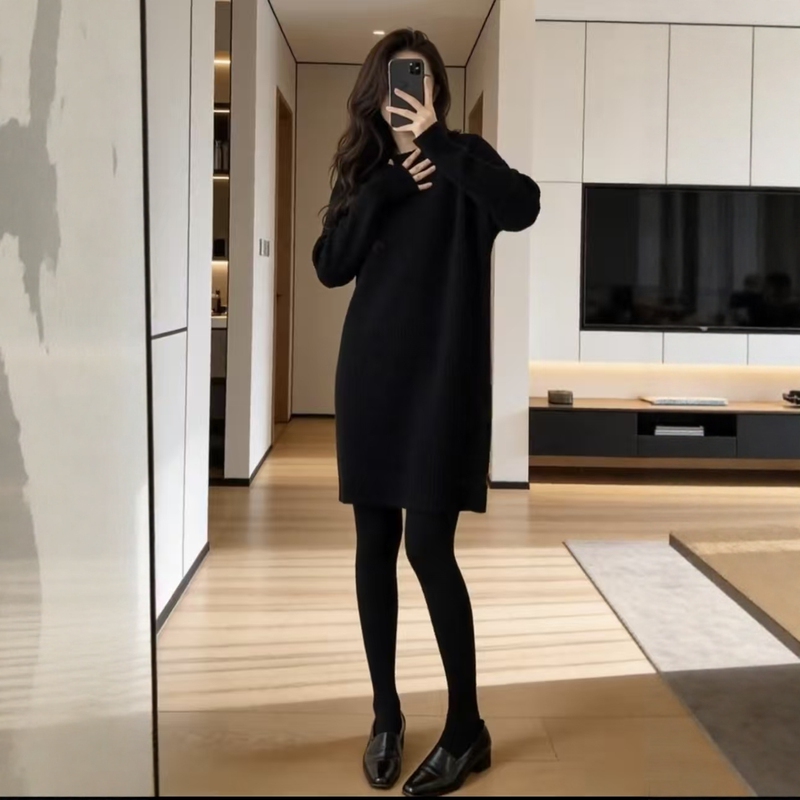 Fat Girl's Lazy Style Black Round-Neck Knitted Dress, Women's Mid-Length Loose Slimming Sweater Base Dress