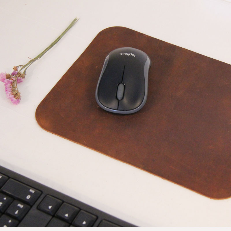Li Guilantang head layer cowhide crazy horse leather mouse pad game mouse pad smooth and smooth can be customized size