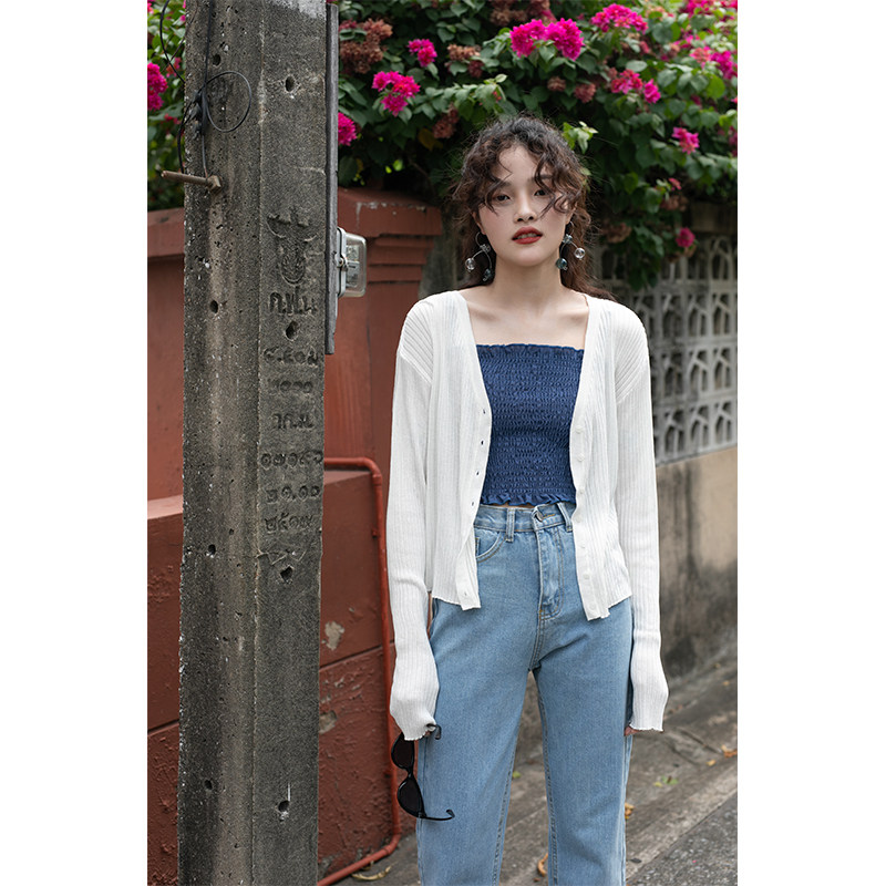 Mingding white sunscreen ice silk knitted cardigan women's summer thin blouse V collar jacket early autumn long sleeve outside
