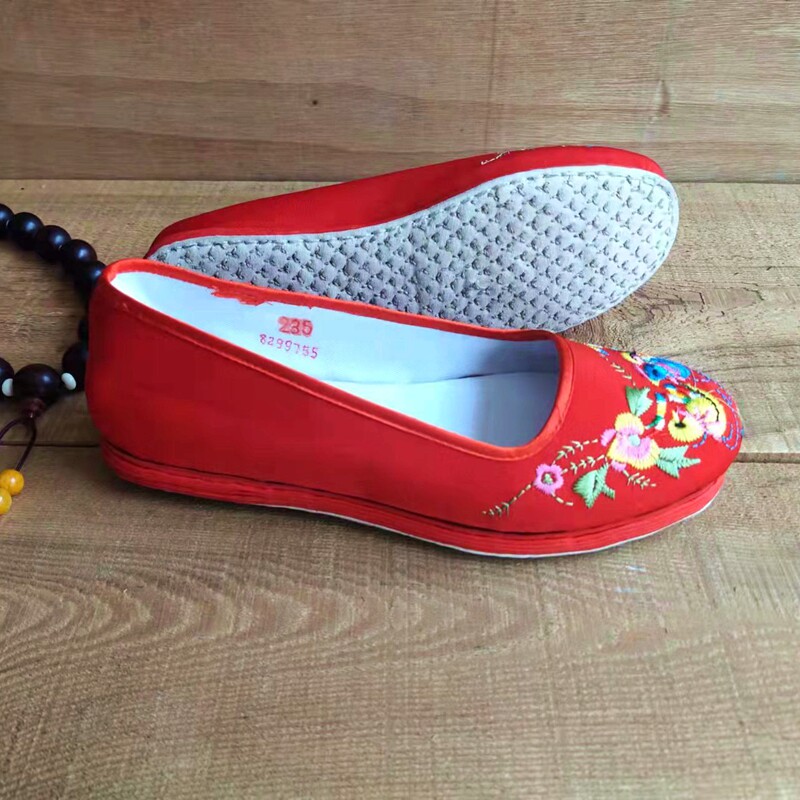 Lady Casual Flat Bottom Shoes Comfort Soft Bottom Red Embroidered Shoes Spring Old Beijing Artisanal Thousand Floor Cloth Shoes-Taobao
