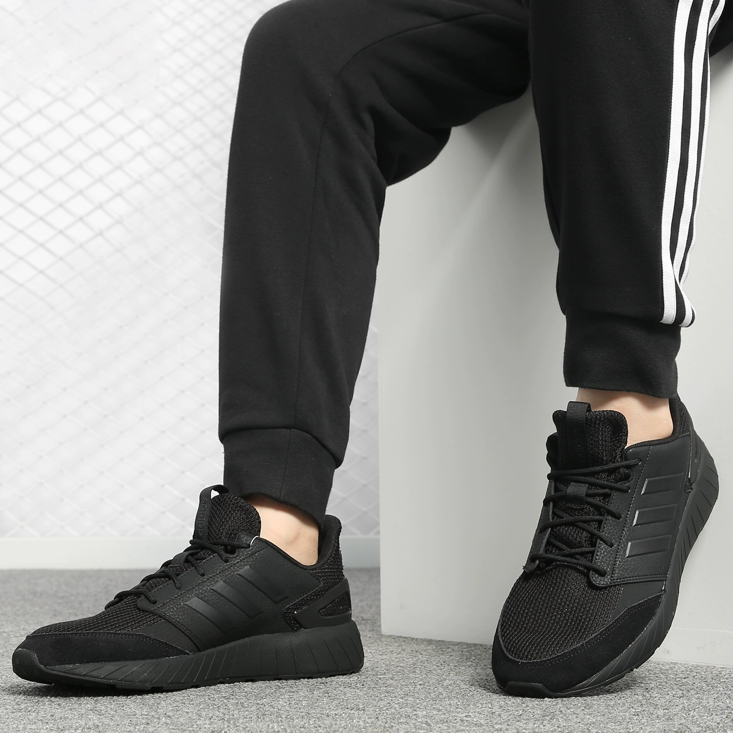 Adidas / Adidas chính hãng giày chạy bộ thể thao nam QUESTARSTRIKE G25771 - Dép / giày thường