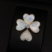 Natural shell love flower brooch clothes decoration pin neckline high-end Joker exquisite coat cardigan accessories