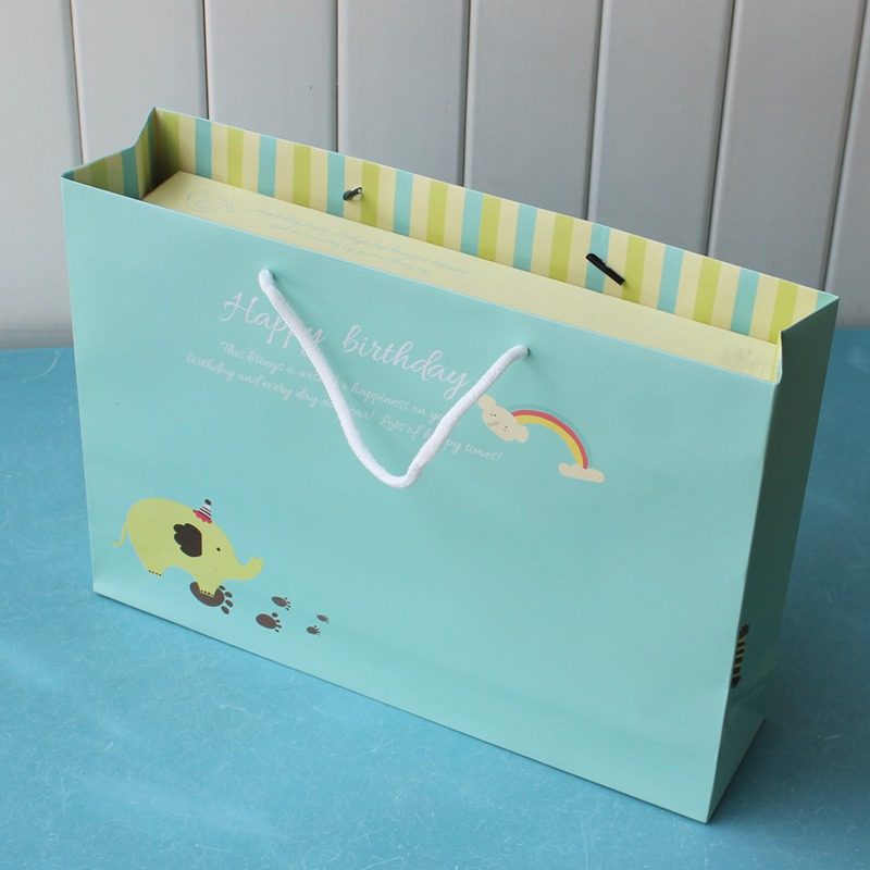 Coffret cadeau pour nouveau-né - Vêtements + Fournitures - Ref 1977533 Image 9