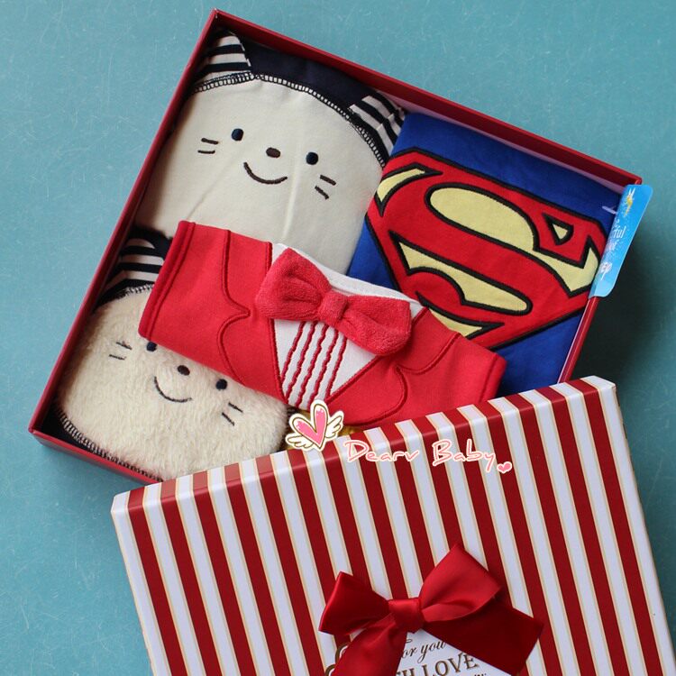 Coffret cadeau pour bébé - Vêtements + Fournitures - Ref 1977525 Image 8