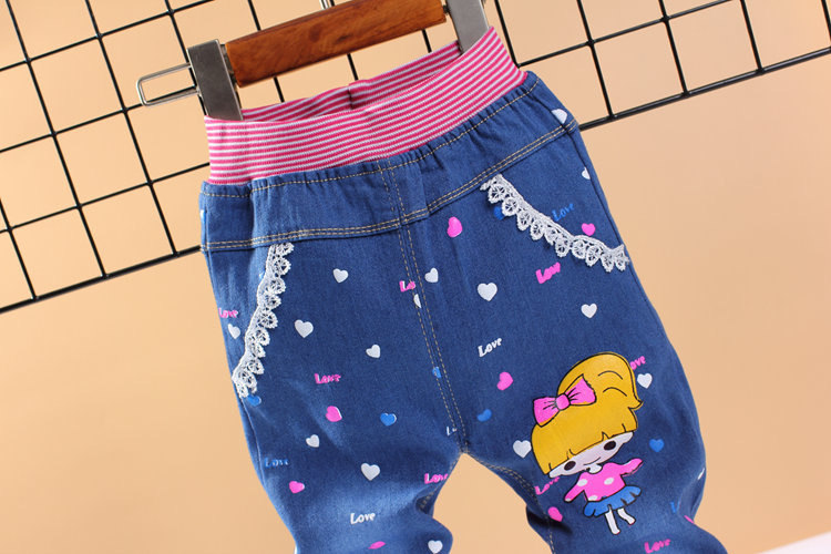 Trẻ em mặc quần áo 18 mùa thu và quần jean một lớp trong quần trẻ em 2-6 tuổi và quần denim và quần denim váy trẻ em đẹp