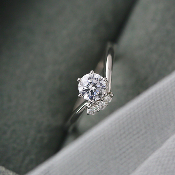 SOAII First Love Diamond-Set extremely simple style-Sansheng III series-Flower wedding diamond ring customization