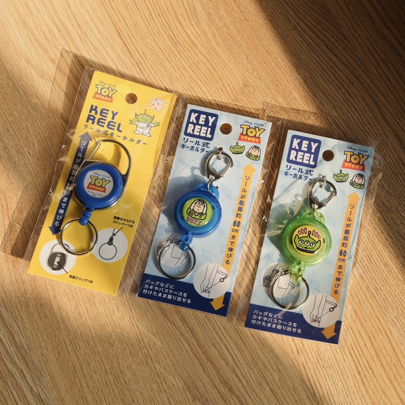Japanese Toy Story Three-Eyed Character Buzz Lightyear Retractable Elastic Portable Keychain Japanese Toy Story Three-Eyed Character Buzz Lightyear Retractable Elastic Portable Keychain