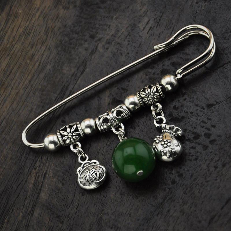 Retro ethnic wind green agate fu bag brooch pin sweater luck to ward off evil spirits transfer original handmade jewelry
