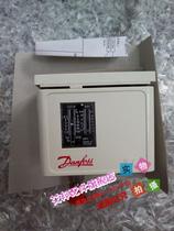 Outdoor fan start-stop adjustment pressure control switch control is suitable for air conditioning in Ulishi Stutz room
