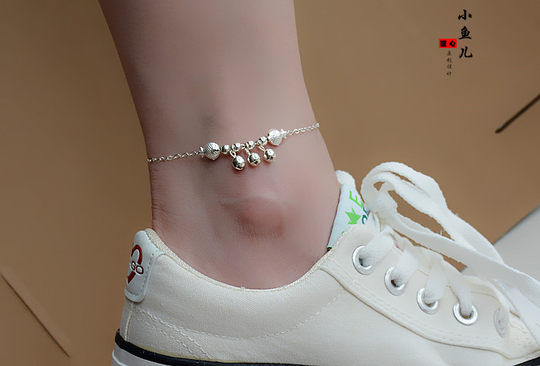 小鱼儿 纯银脚链银鱼999足银铃铛转运珠可调节招财旺事业带财银链