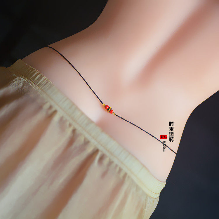 Time to run the carpenter's heart red rope Waist Necklace too old to coincide with the ferocious gi black rope Pearl Sands men and women Fine books The waist rope of the year