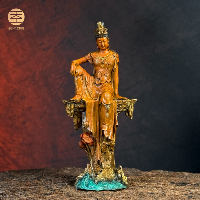 Original Copper Sculpture of Avalokiteshvara Bodhisattva, Decorative Ornament, Chinese-Style Gift, for Display on Living Room Tabletop