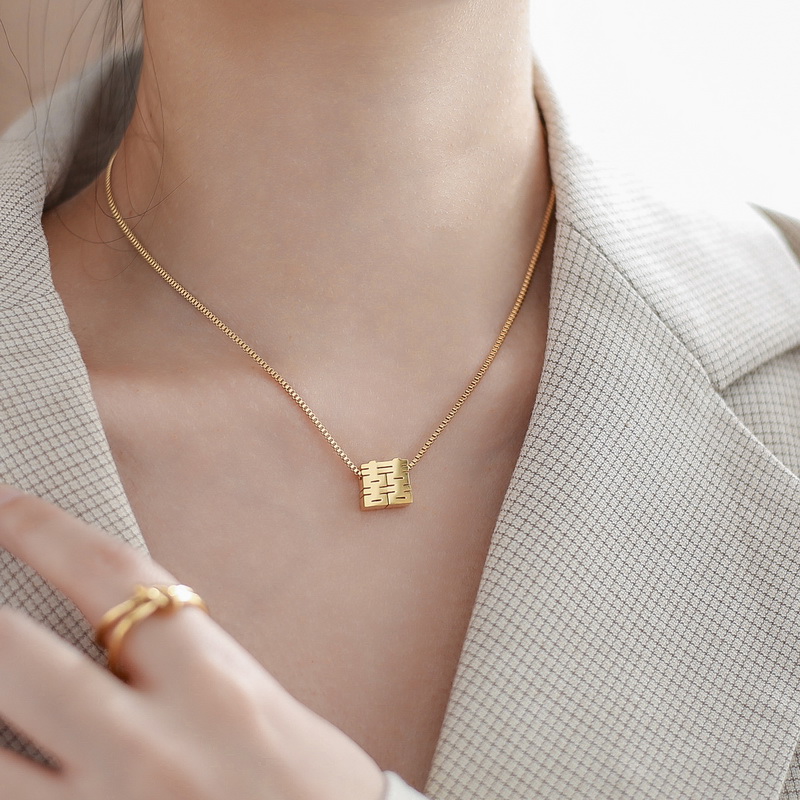 Biecki Necklace Woman Summer Sweater Chain Fu Character Joy Character Not Falling Out Color Lock Bones Chain Tennis Red sweater chain wedding engagement-Taobao