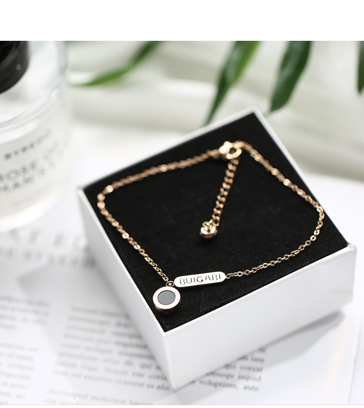 Mạ vàng hồng 18K bằng thép titan màu đen tấm La Mã thư người thủy triều vòng chân Nhật Bản và Hàn Quốc trang sức cá tính đơn giản - Vòng chân lắc chân nữ đẹp