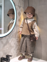 Yantai childrens dress boy horse suit two pieces of autumn pure cotton vest in the babys shoulder tide