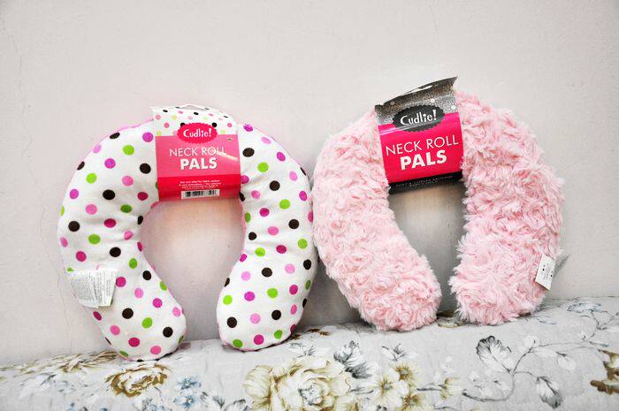 Foreign trade Original single ~ ~ U Type of neck pillow travel Pillow neck cervical spine pillow rose suede and small round point 0089