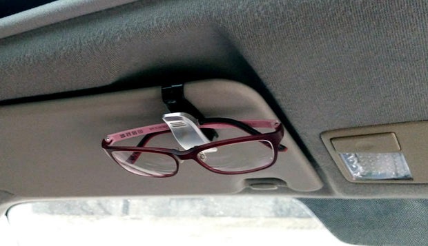 Xe kính clip kính râm khung kính râm clip xe mặt trời visor hóa đơn chứng từ thẻ kinh doanh chủ thẻ - Kính khung kính monster