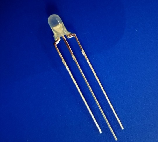Fog - like high - brightness red - green and yellow - green 3MM double - color LED light - emitting diodes