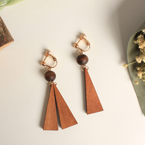 Retro original wooden hand-made Mori geometric triangle asymmetric non-ear piercing ear clip hypoallergenic earrings female