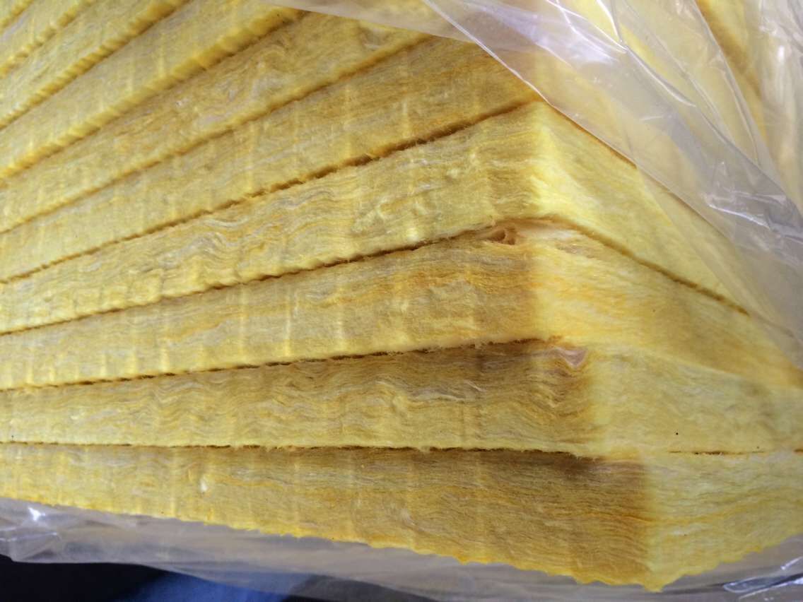 Guangzhou Litong New Material Insulation glass sheet 48KG cubic building sound insulation insulation