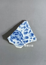2505 Kangxi official kiln blue and white peony porcelain specimen