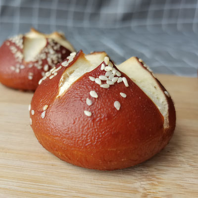 Mini alkali water bread balls, cross-shaped steamed buns, small balls, MiniLaugenroll