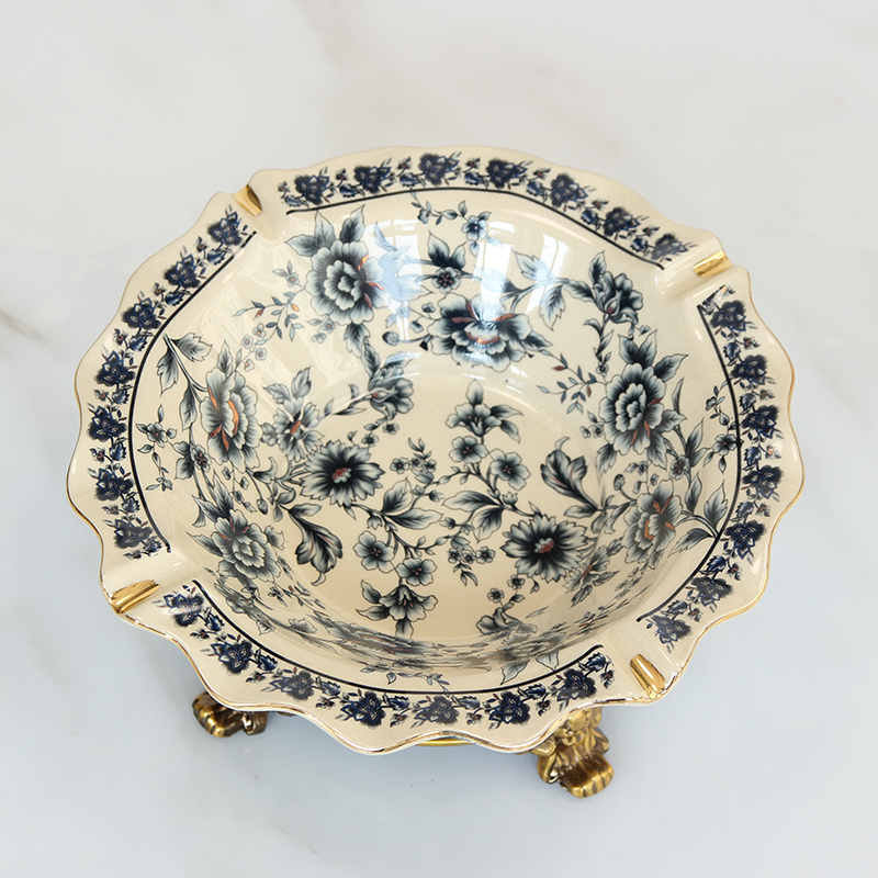 Eurostyle creative tobacco Ashtray Alloy Ceramic Candy Pan Small Fruit Dish American Villa style Villa Creative Adornment