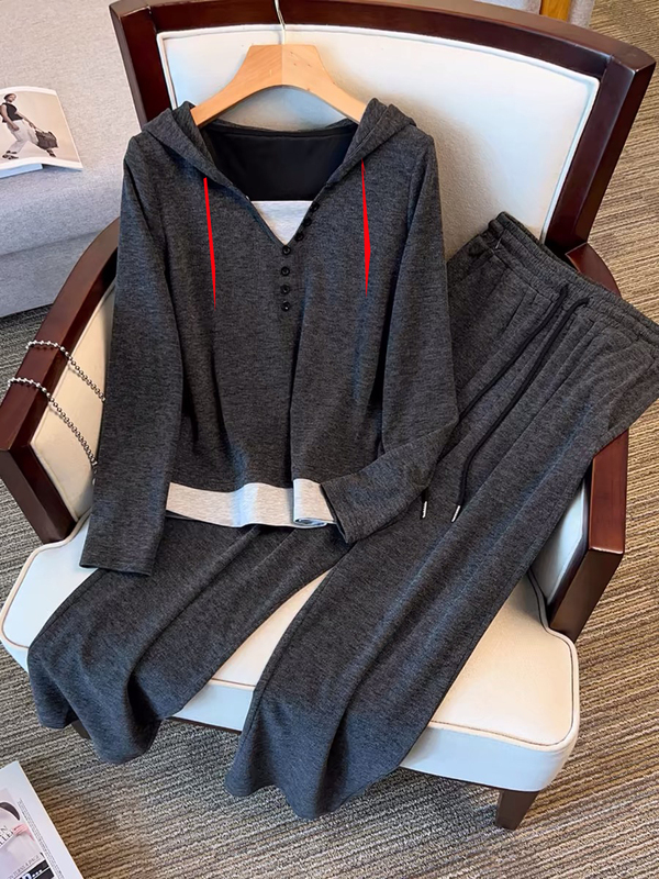 She Has a Full Crotchless Sports Pants Set with a Chest Zipper Opening for Easy Access, Women's Clothing, No Need to Take Off Quickly