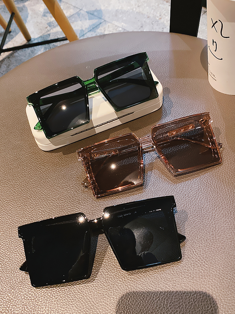 Callen Keith Korean retro black sunglasses female big face thin 2022 new big frame sunglasses male