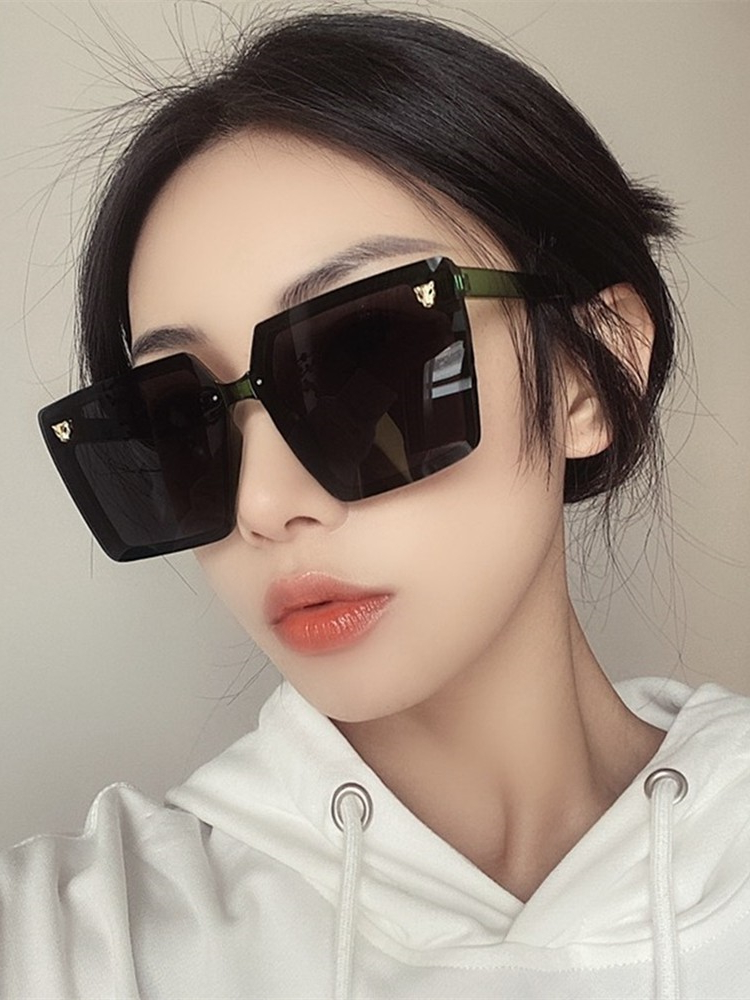 Callen Keith South Korea's light luxury big frame sunglasses women's big face looks thin and transparent green glasses polarized sunglasses tide