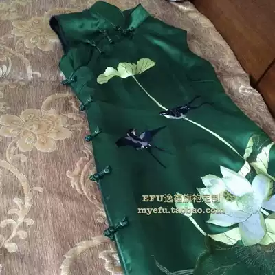 Yifu dark green heavy silk embroidered Cheongsam skirt catwalk Chinese dress lotus embroidery long version High-grade customization