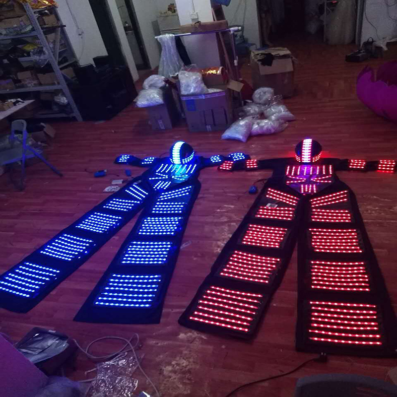 Nightclub performance stilt suit Party stage stilt suit Stage performance stepping on high robot suit