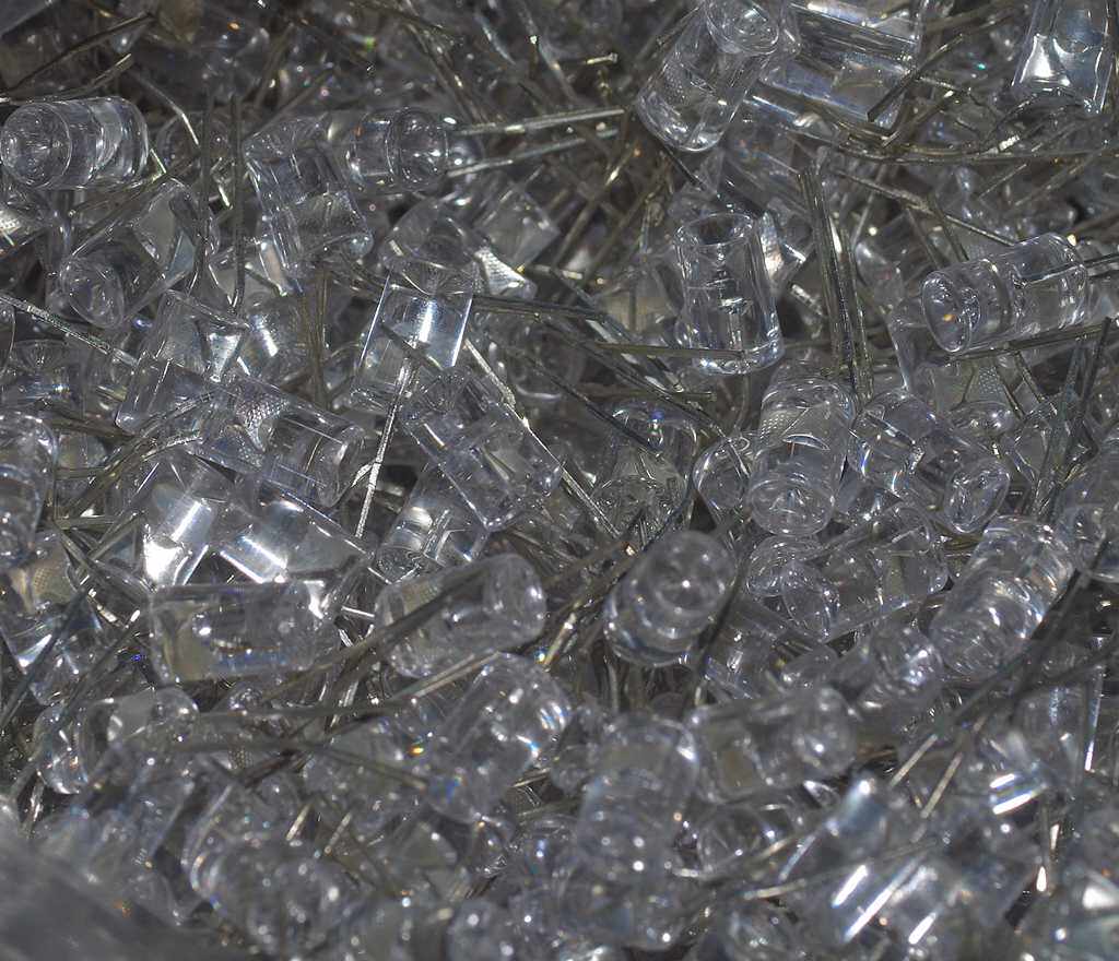 1 Yuan 20 iron feet all kinds of color luminous diode LED indicator light diode LED indicator light