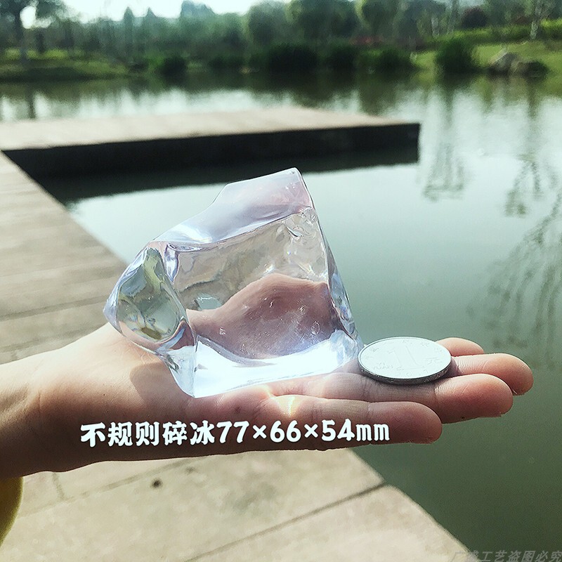 Gumei Props Simulated Ice Cubes for Photo Shoots, Decorative Fake Ice Cubes, Irregular Large 7.7cm Crushed Ice Cube Props