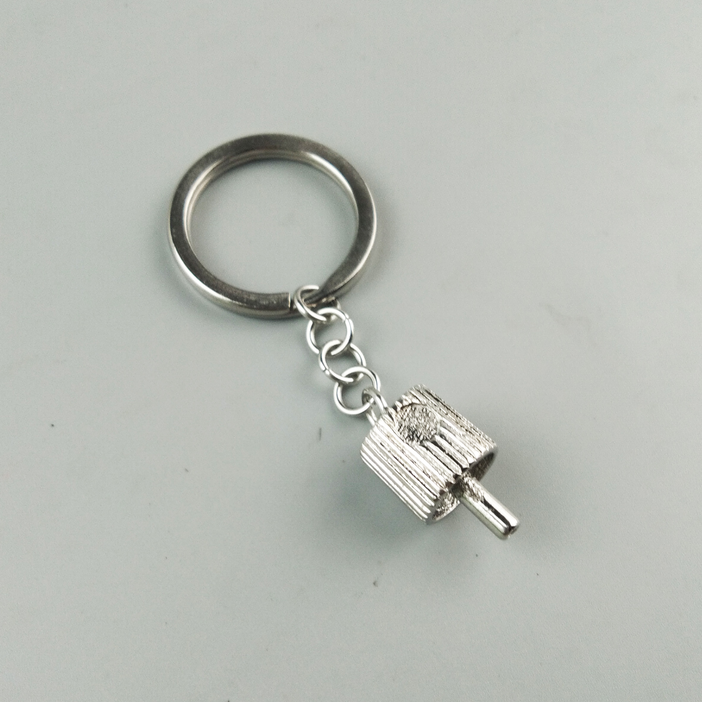 (SKINK) Graffiti Spray Paint Keychain NYFAT New York Sprinkler Ornament