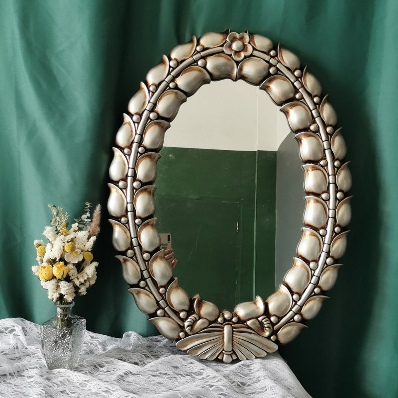 Retro European style French bathroom mirror flower flower wall with bathroom mirror bathroom mirror mirror frame