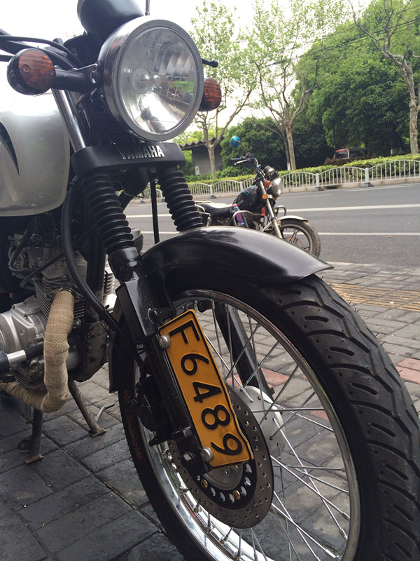 Srz125 Andy Lau phiên bản của Leopard Tianjian Tianjun Tianzhu Tianzhu bánh trước và bánh sau trung tâm mạng bánh xe phanh đĩa hoa tim - Vành xe máy vành xe dream thái xịn