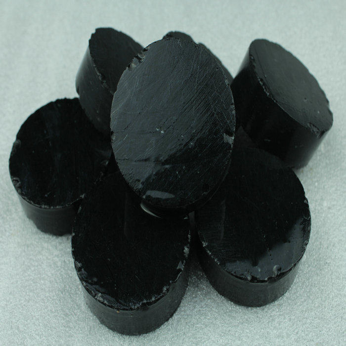 Natural Xiuyu bracelet core paperweight jade raw stone seed material wool material can be carved jade ornaments chess practice hands