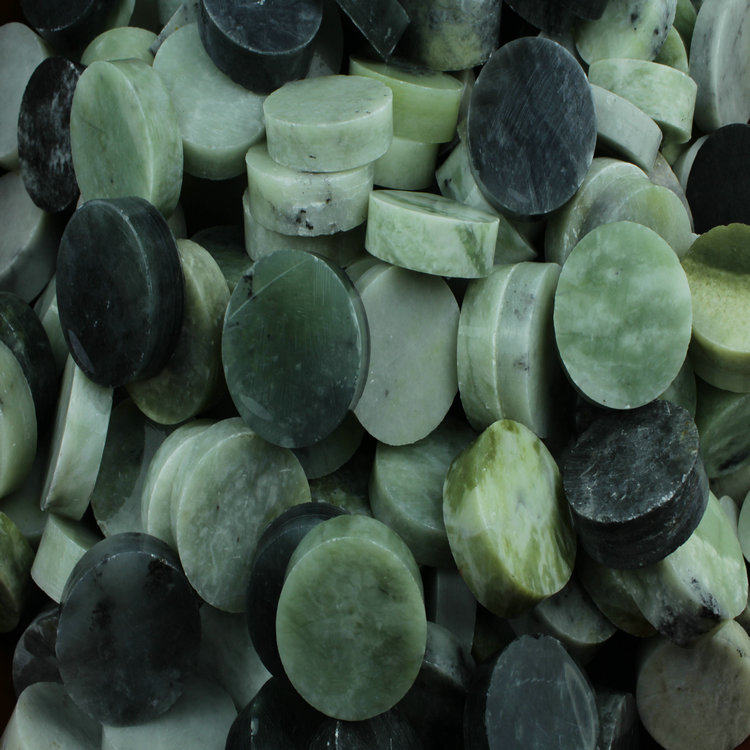 Xiu Jade Bracelet Core Town Paper Jade Bracelet Core Raw Stone Seed Wool bracelet Heart Engraved Jade Pendulum Pieces Chess 