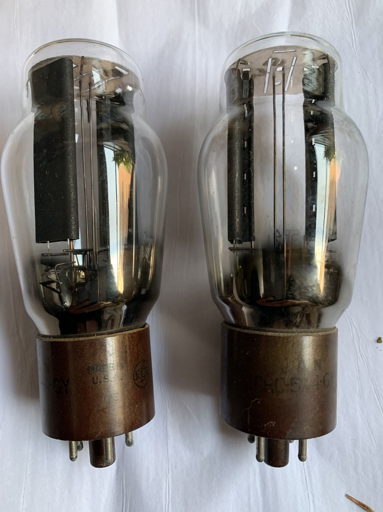 American early hanging wire 5AR4 rectifier tube