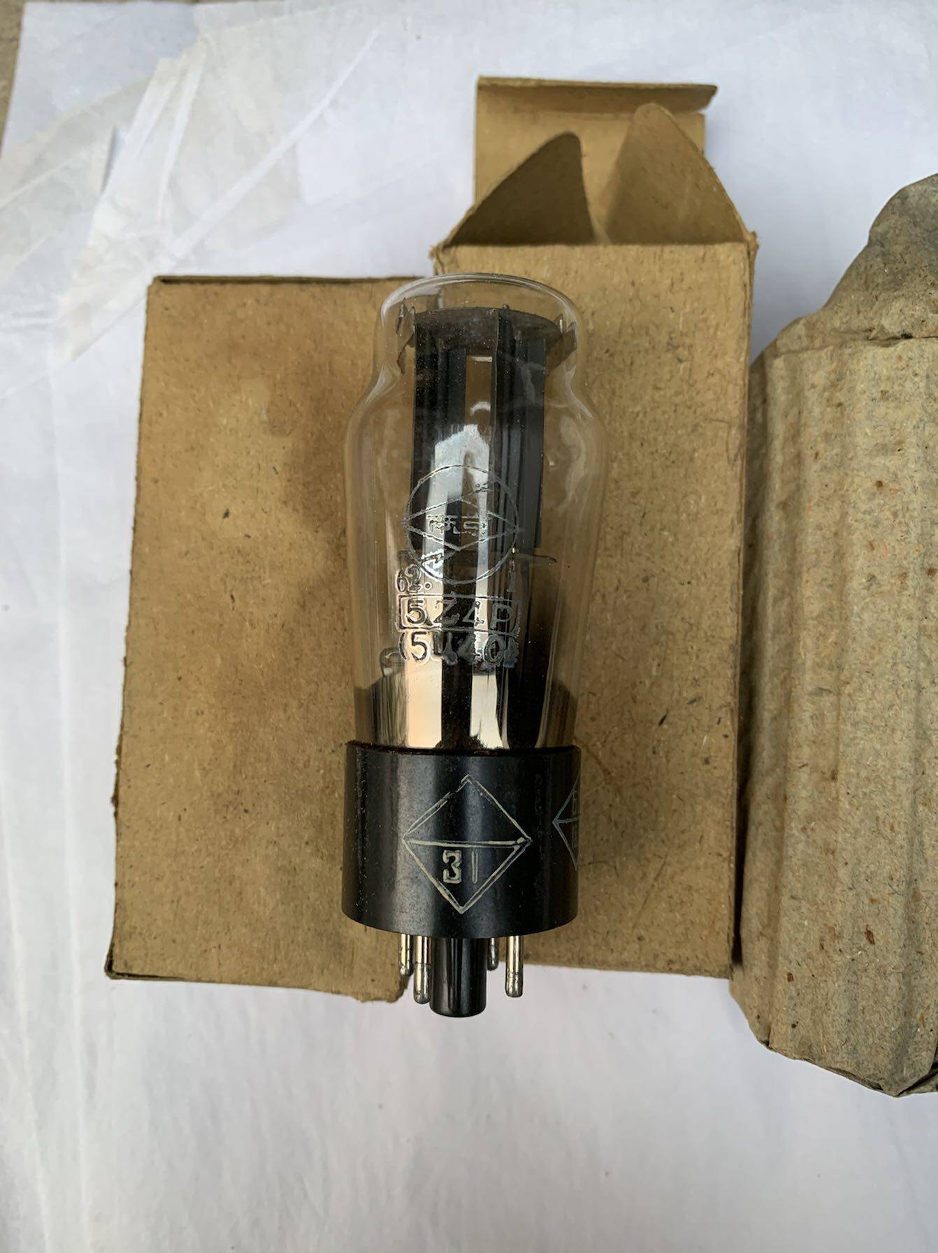 Nanjing 62 years original box packaging 5U4C with five star marks