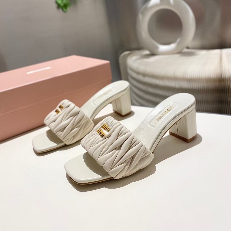 Guid Miu Series of Women's Shoes, Genuine Leather Sheepskin Fashion Sandals, Versatile and Comfortable Chunky Heel High-Heeled Sandals Guid Miu Series of Women's Shoes, Genuine Leather Sheepskin Fashion Sandals, Versatile and Comfortable Chunky Heel High-Heeled Sandals