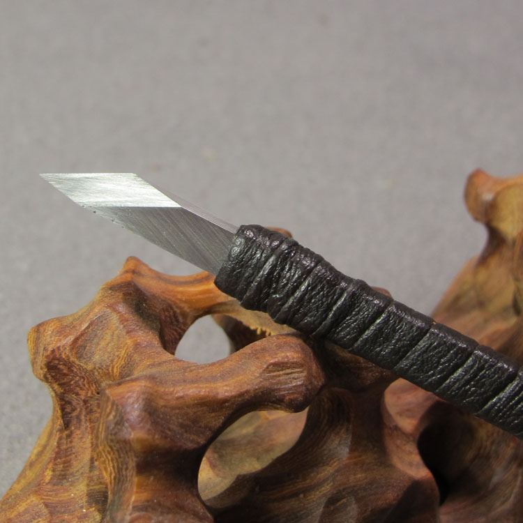 Fine fine grinding white steel carving knife on the one side of the right slant white steel knife flat wood carving tool is popular