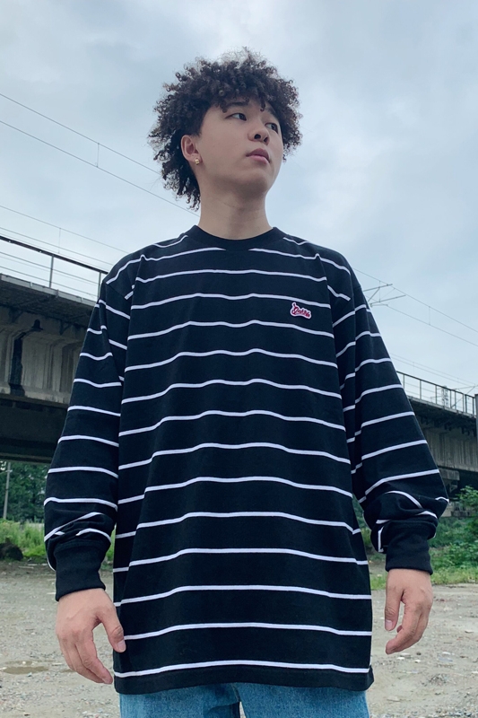 SOULSTYLE original black and white striped hip hop hip hop skateboard Rap hiphop small neckline loose long sleeve T-shirt