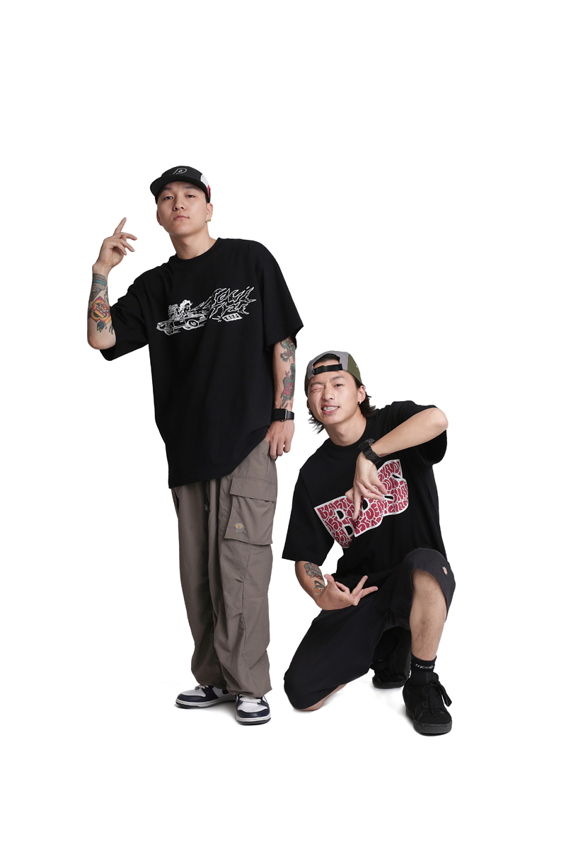 Soulstyle x CHECKTHEBDS is a collar with loose and bboy short sleeve T-shirt