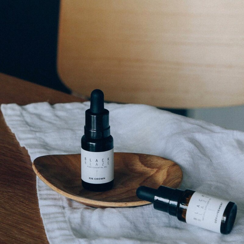 Feel the Australian flavor BlackBlaze aroma diffuser incense expanding stone with essential oil Black Blaze soothing and relaxing